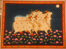 Load image into Gallery viewer, Cow Pichwai