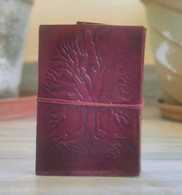 Load image into Gallery viewer, Handmade Leather Diary Planner