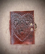 Load image into Gallery viewer, Vintage Heart Embossed Leather Notebook With Lock
