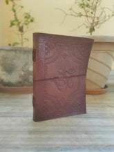Load image into Gallery viewer, Large Leather Diary Journal
