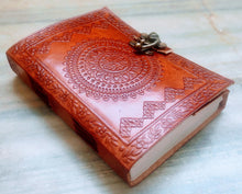 Load image into Gallery viewer, Leather Diary Journal With Lock