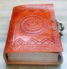 Load image into Gallery viewer, Leather Diary With Lock