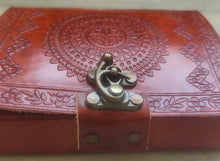 Load image into Gallery viewer, Handmade Leather Diary With Lock