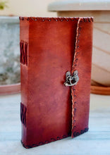 Load image into Gallery viewer, Large Leather Journal With Lock