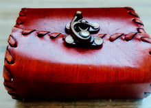 Load image into Gallery viewer, Vintage leather Journal