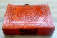 Load image into Gallery viewer, Refillable Leather Journal
