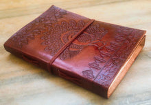 Load image into Gallery viewer, Travel Planner Journal