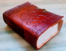 Load image into Gallery viewer, Handmade Leather Journal With Lock
