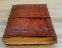 Load image into Gallery viewer, Handmade Leather Writing Journal
